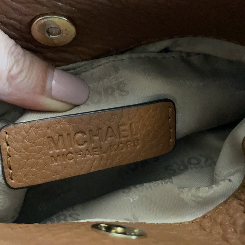 Michael Kors Crossbody Bag - Picture 4 of 4